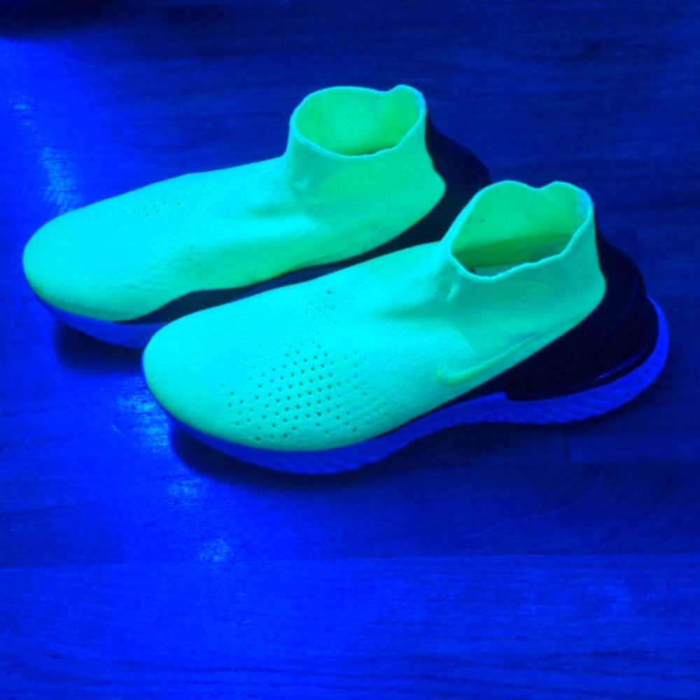 Nike Rise React Flyknit Running